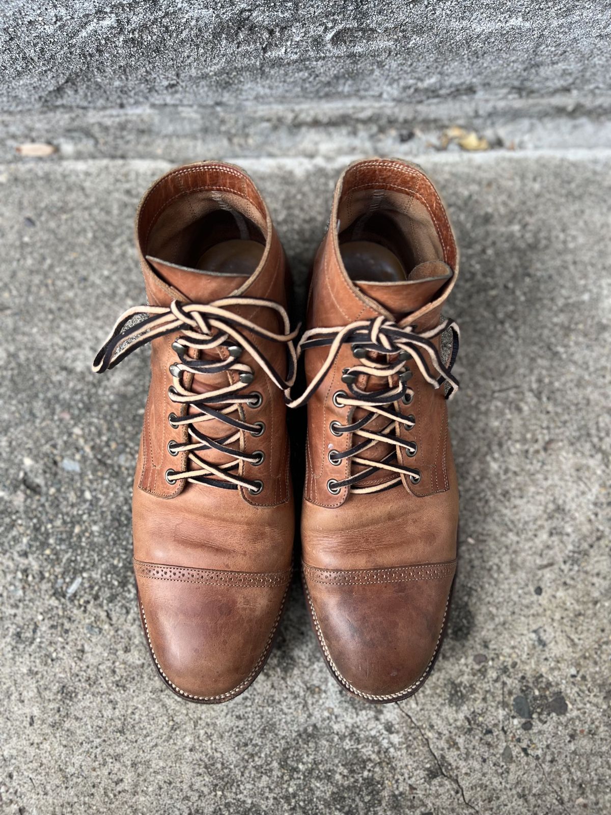 Photo by patinathunderdome on December 4, 2021 of the Viberg Service Boot in Maryam Used Cuoio Vitello Calf.