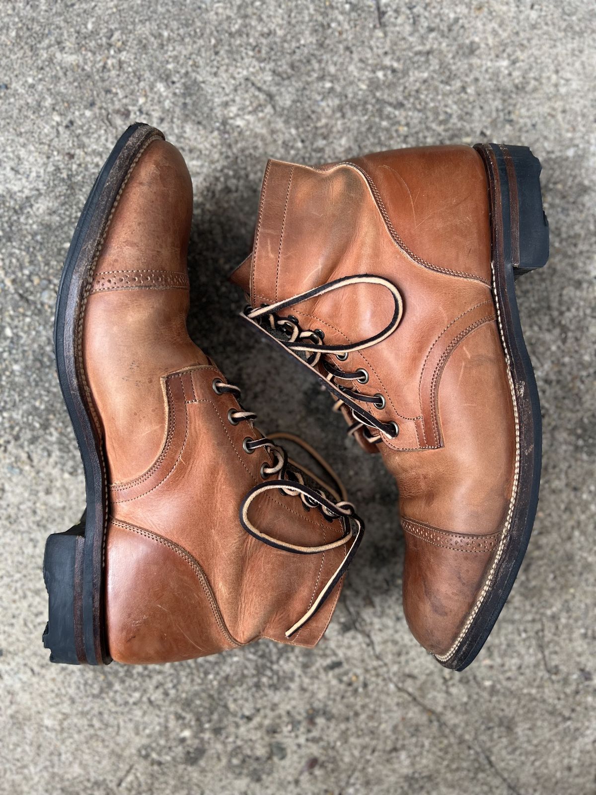 Photo by patinathunderdome on December 4, 2021 of the Viberg Service Boot in Maryam Used Cuoio Vitello Calf.