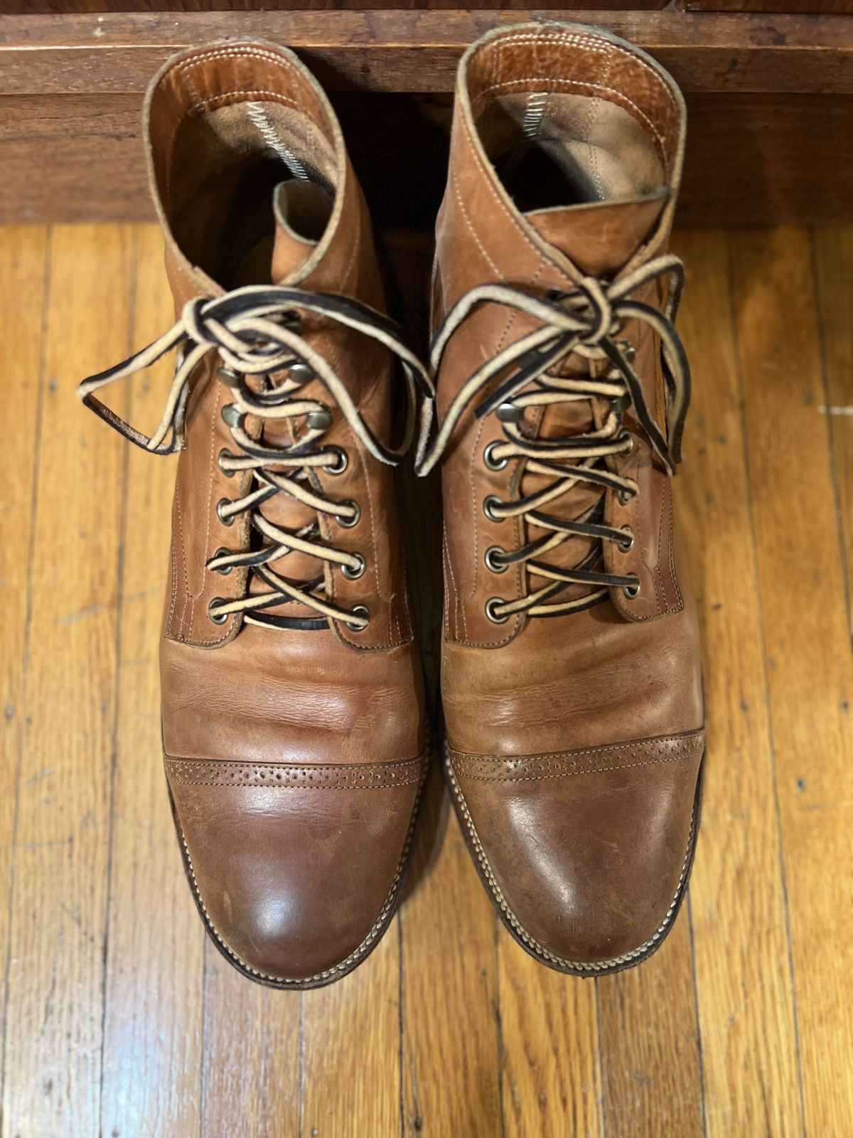 Photo by patinathunderdome on January 4, 2022 of the Viberg Service Boot in Maryam Used Cuoio Vitello Calf.