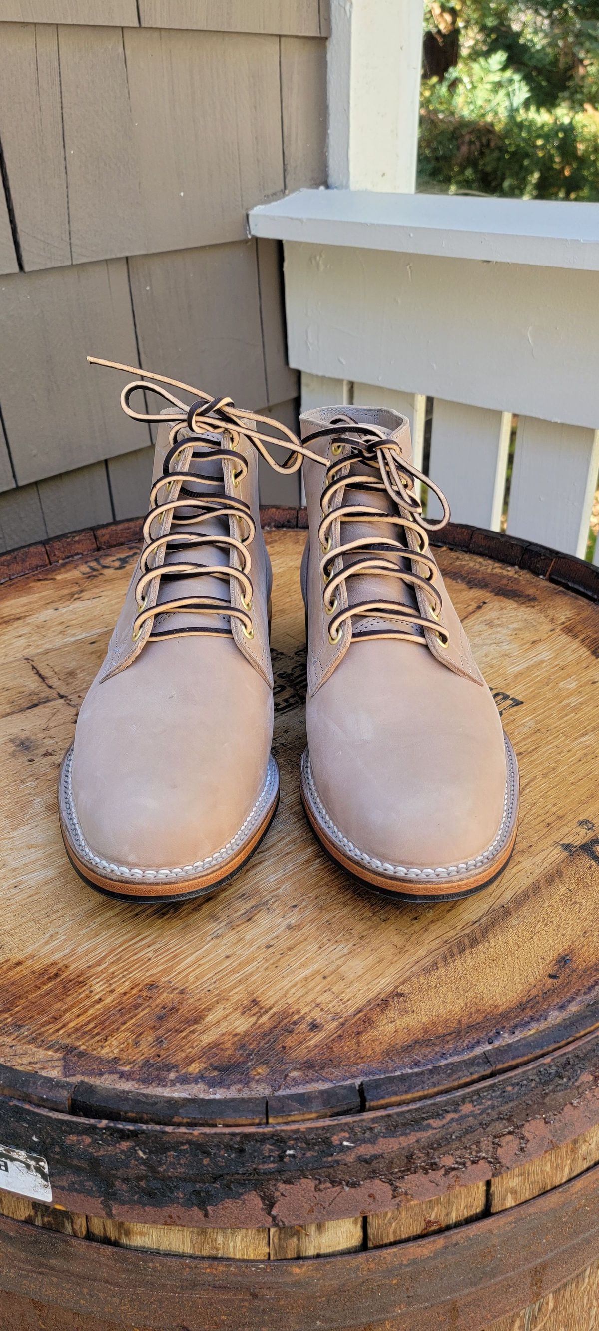 Photo by patinathunderdome on September 30, 2021 of the Viberg Service Boot in Maryam Light Grey Horsebutt.