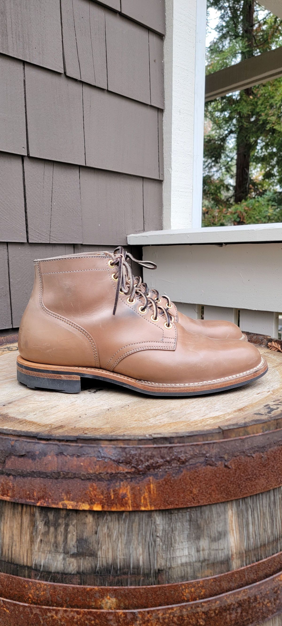 Photo by patinathunderdome on December 3, 2021 of the Viberg Service Boot in Maryam Light Grey Horsebutt.