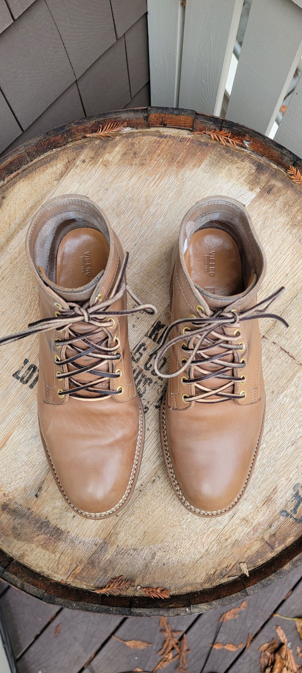 Photo by patinathunderdome on December 3, 2021 of the Viberg Service Boot in Maryam Light Grey Horsebutt.