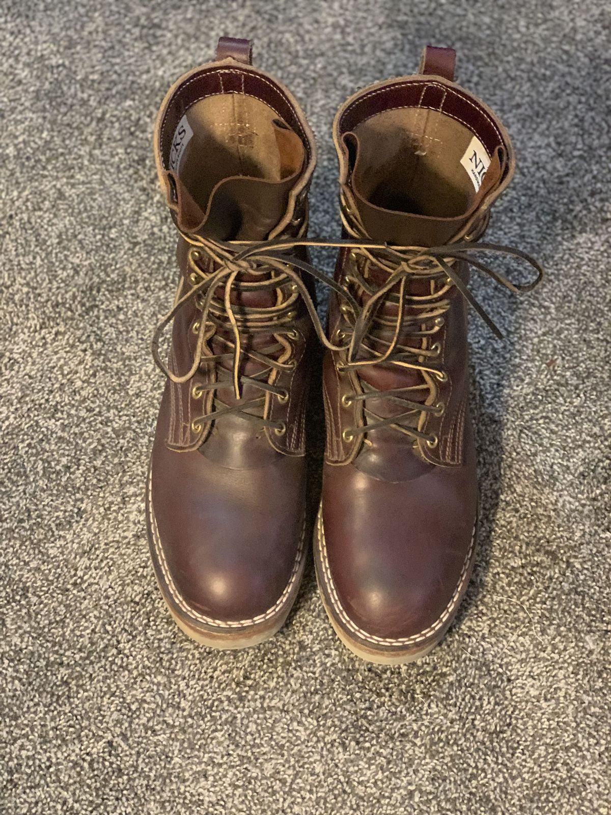 Photo by patinathunderdome on November 3, 2021 of the Nicks Traveler in Horween Color 8 Chromexcel.