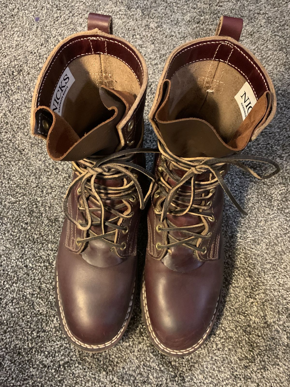 Photo by patinathunderdome on November 3, 2021 of the Nicks Traveler in Horween Color 8 Chromexcel.