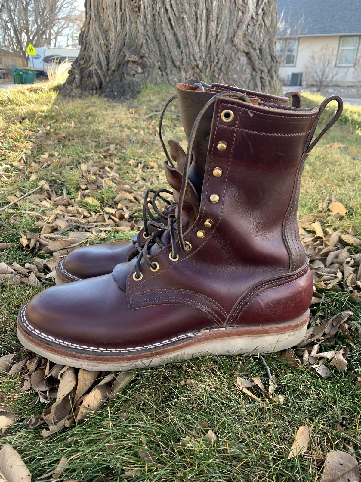 Photo by patinathunderdome on December 4, 2021 of the Nicks Traveler in Horween Color 8 Chromexcel.