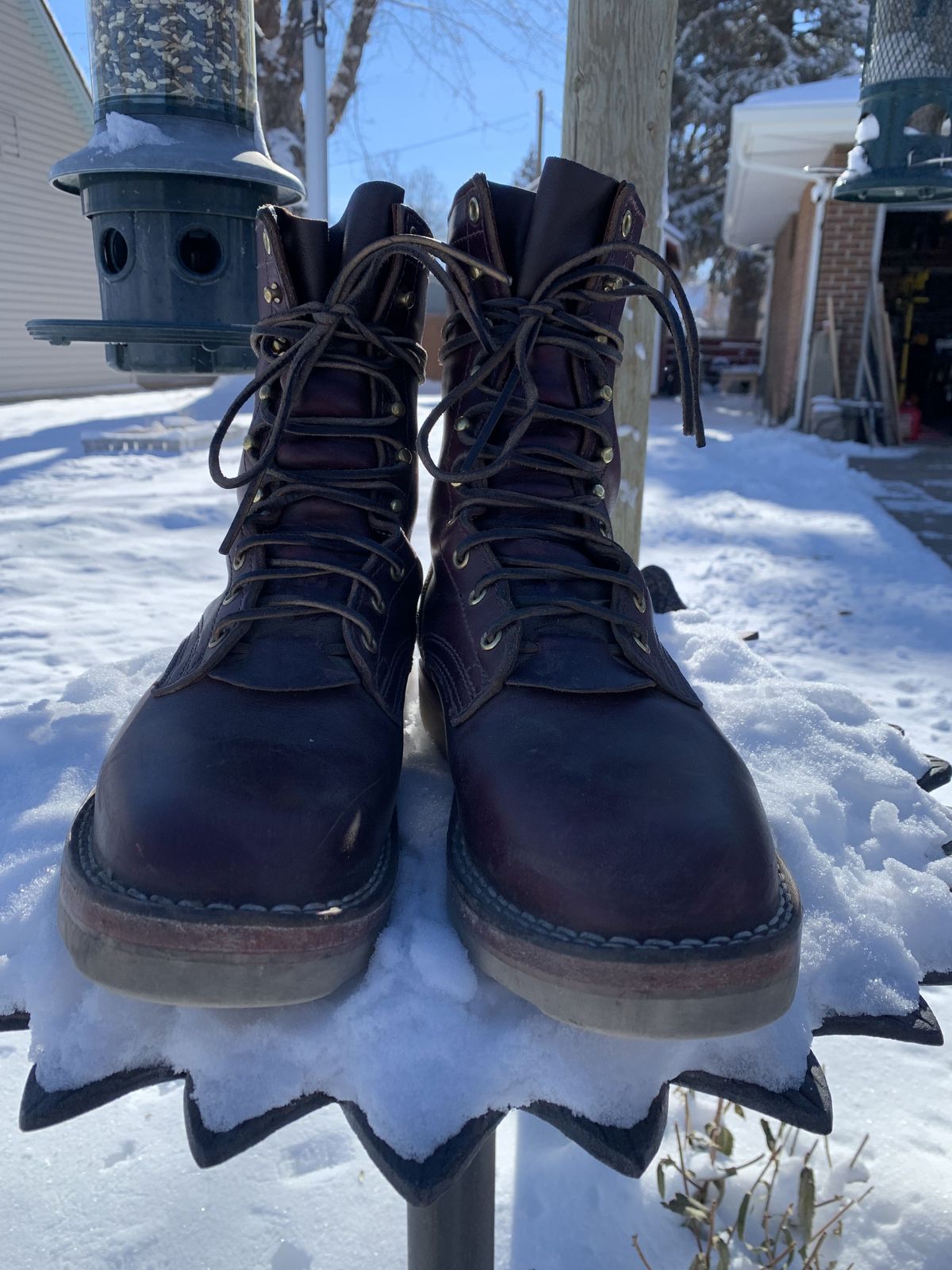 Photo by patinathunderdome on January 2, 2022 of the Nicks Traveler in Horween Color 8 Chromexcel.