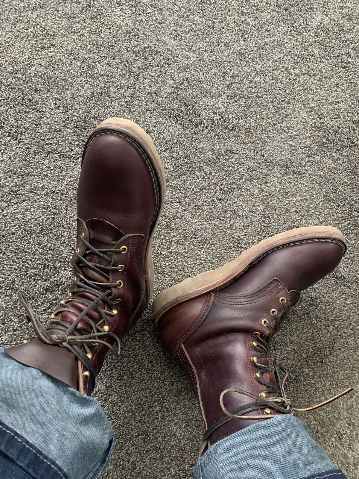 Photo by patinathunderdome on February 4, 2022 of the Nicks Traveler in Horween Color 8 Chromexcel.