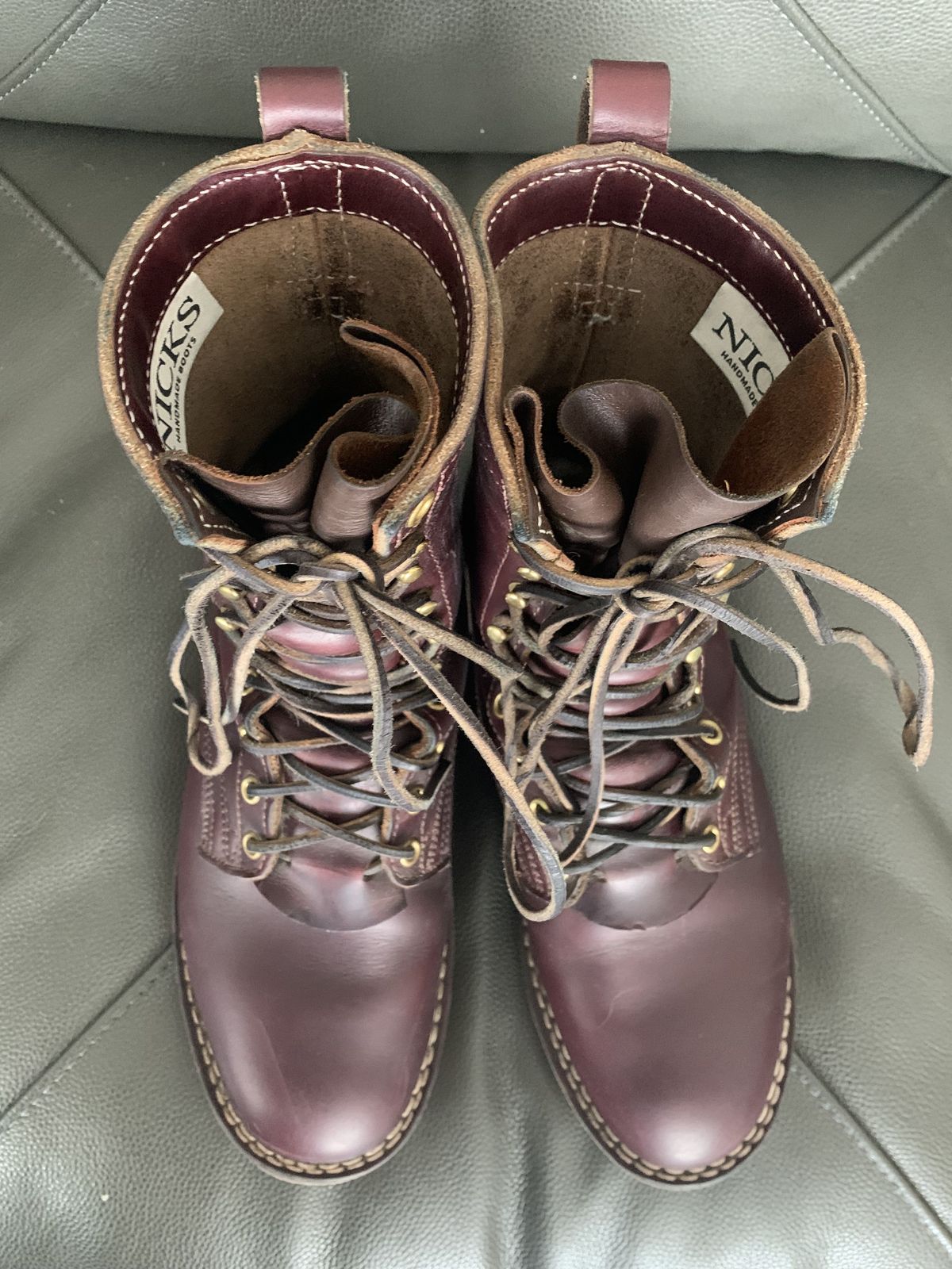 Photo by patinathunderdome on February 4, 2022 of the Nicks Traveler in Horween Color 8 Chromexcel.