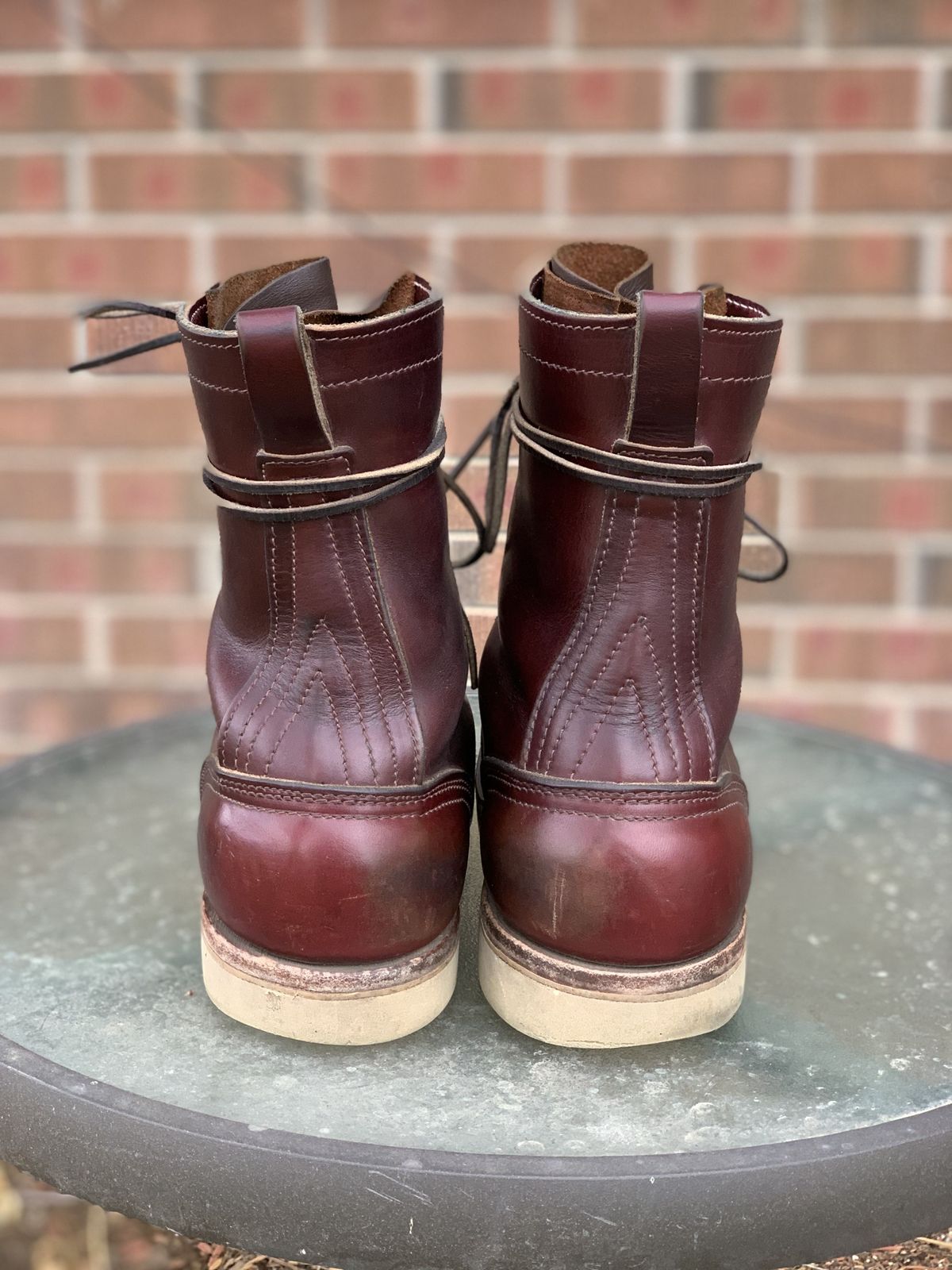 Photo by patinathunderdome on April 5, 2022 of the Nicks Traveler in Horween Color 8 Chromexcel.