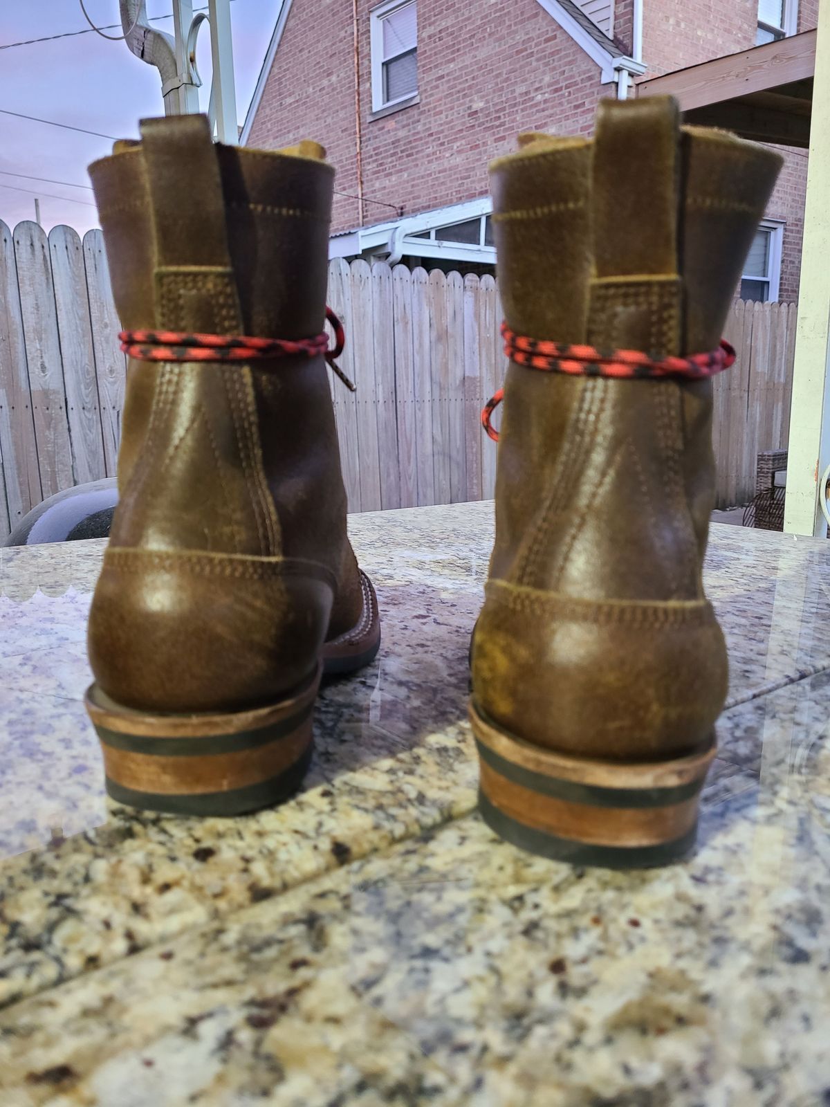 Photo by patinathunderdome on December 2, 2021 of the White's Bounty Hunter in Horween Cinnamon Waxed Flesh.