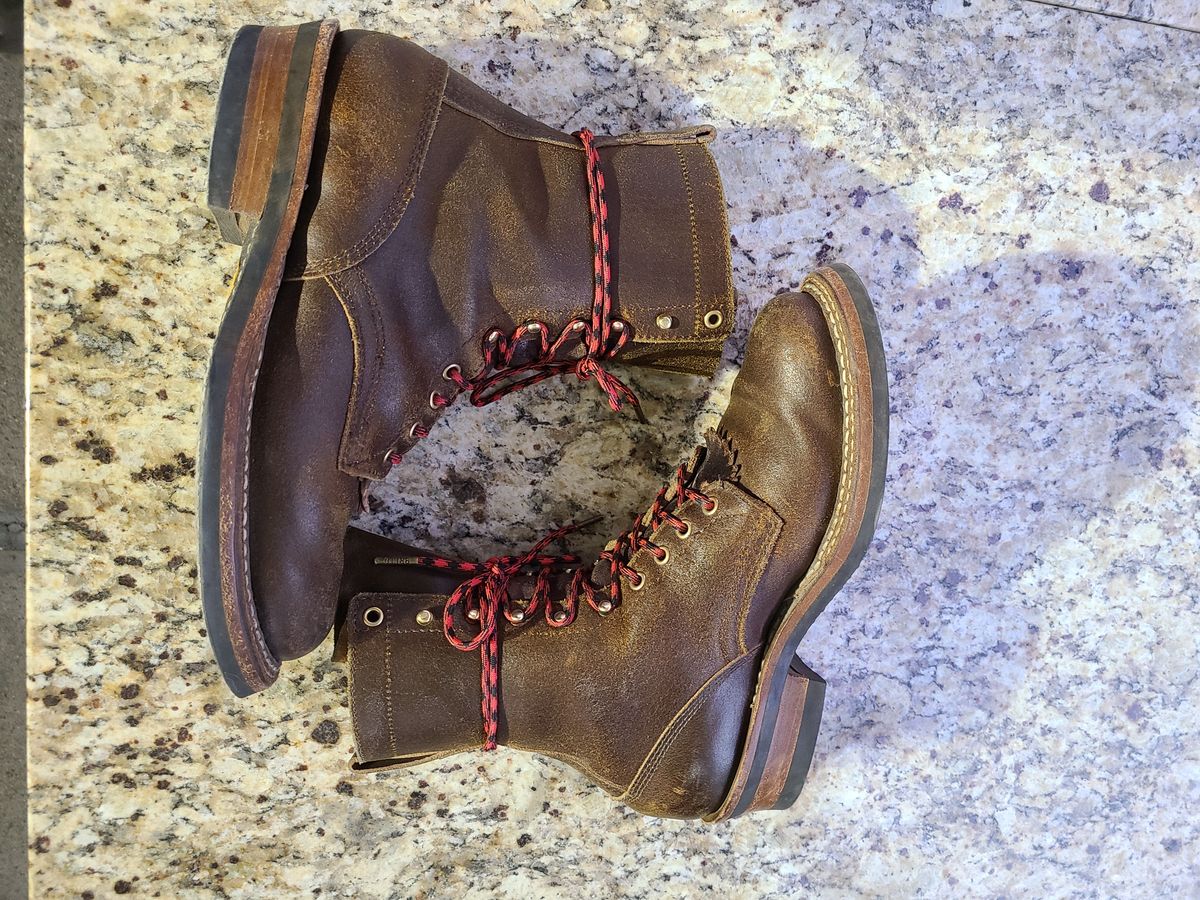 Photo by patinathunderdome on December 2, 2021 of the White's Bounty Hunter in Horween Cinnamon Waxed Flesh.
