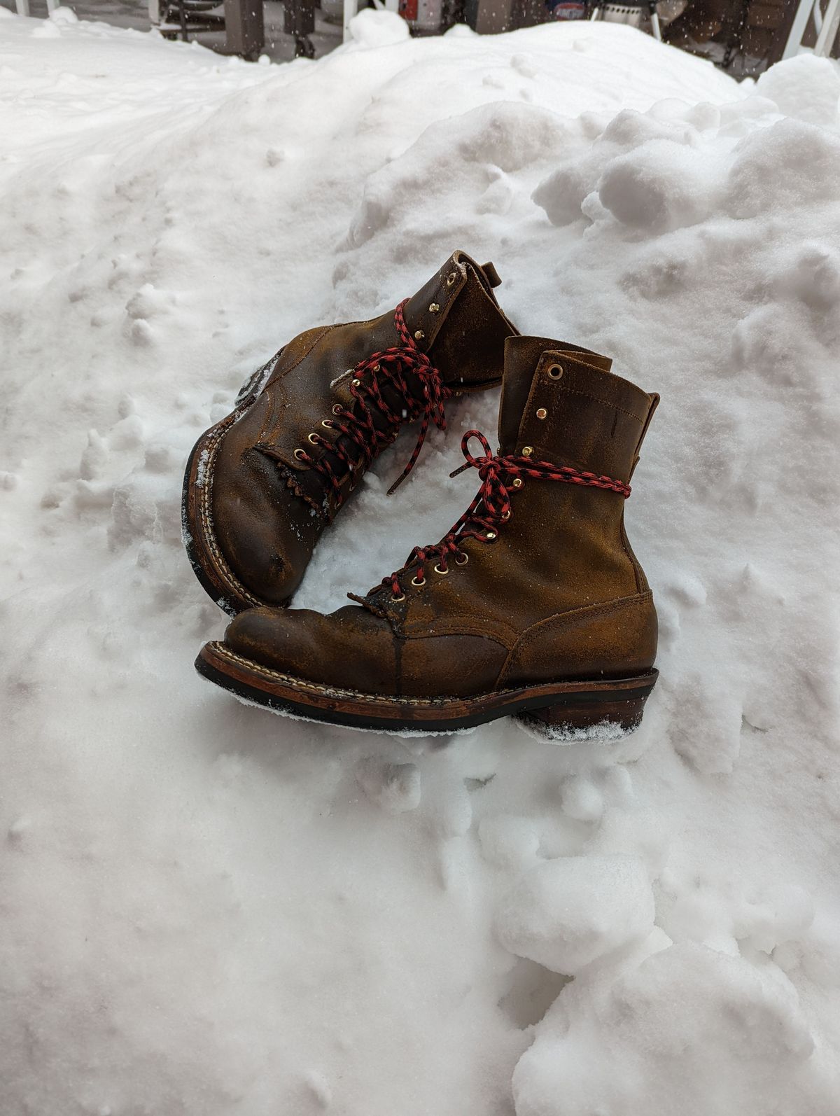 Photo by patinathunderdome on February 2, 2022 of the White's Bounty Hunter in Horween Cinnamon Waxed Flesh.