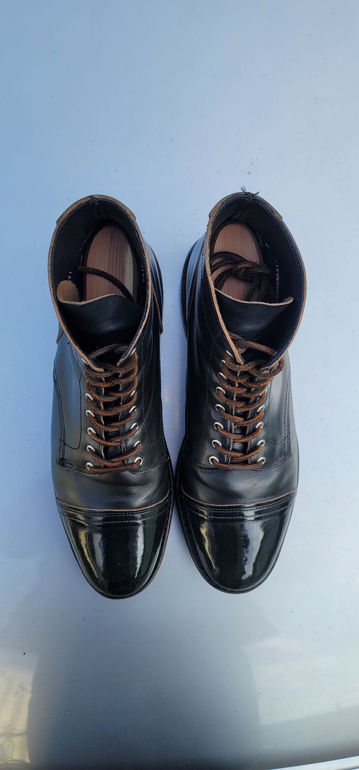 Photo by patinathunderdome on February 5, 2022 of the Thursday Vanguard in Horween Indigo Chromexcel.