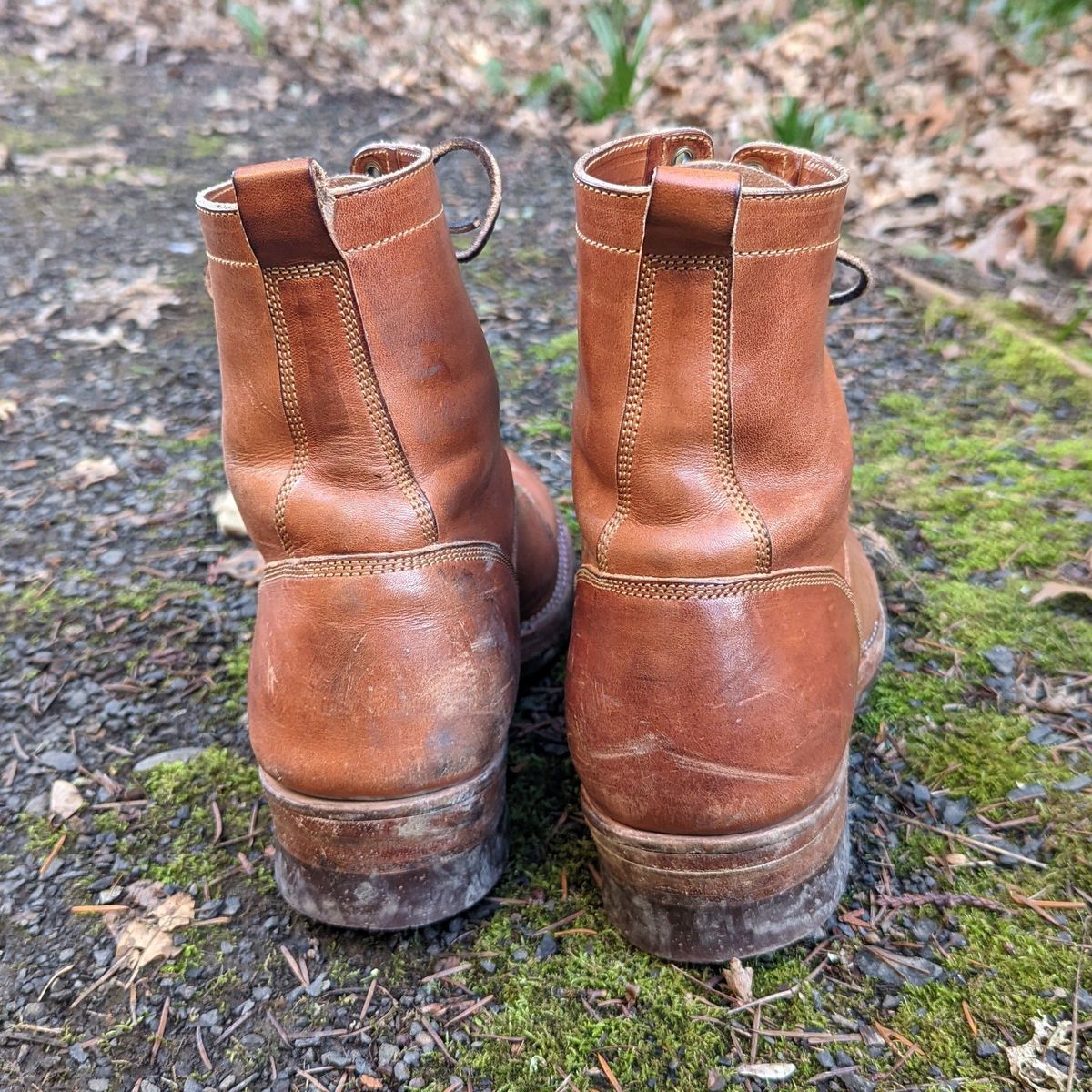 Photo by patinathunderdome on February 6, 2022 of the Onderhoud LCV01 Lineman Boot in Wickett & Craig Buck Brown Traditional Harness.