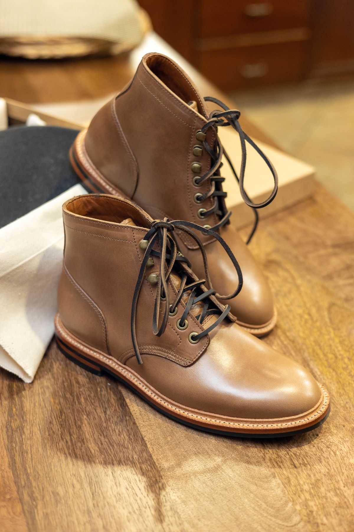 Photo by patinathunderdome on November 3, 2021 of the Grant Stone Diesel Boot in Horween Dune Chromexcel.