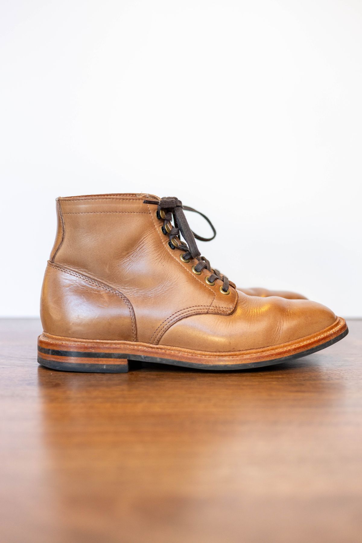 Photo by patinathunderdome on January 5, 2022 of the Grant Stone Diesel Boot in Horween Dune Chromexcel.