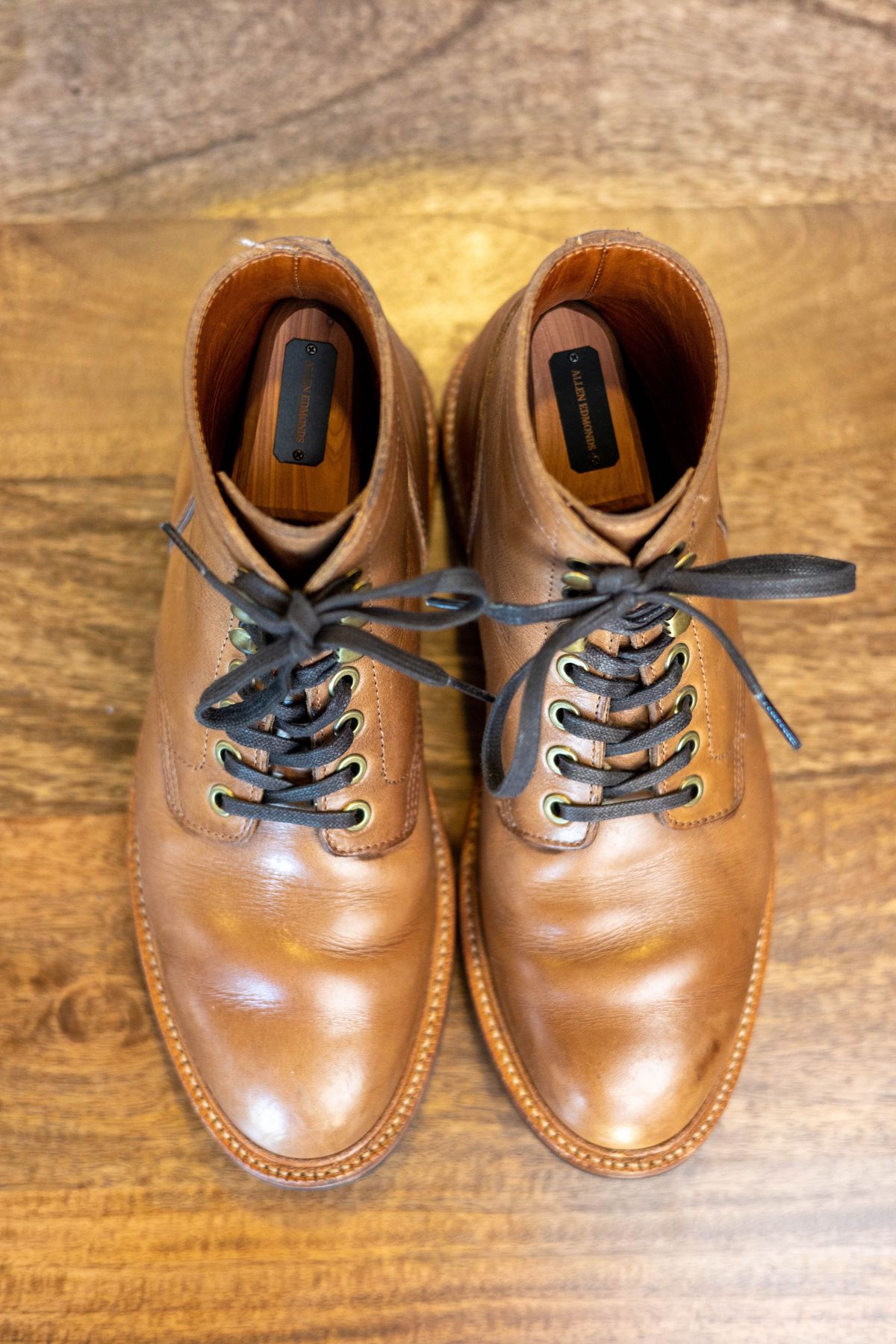 Photo by patinathunderdome on January 5, 2022 of the Grant Stone Diesel Boot in Horween Dune Chromexcel.