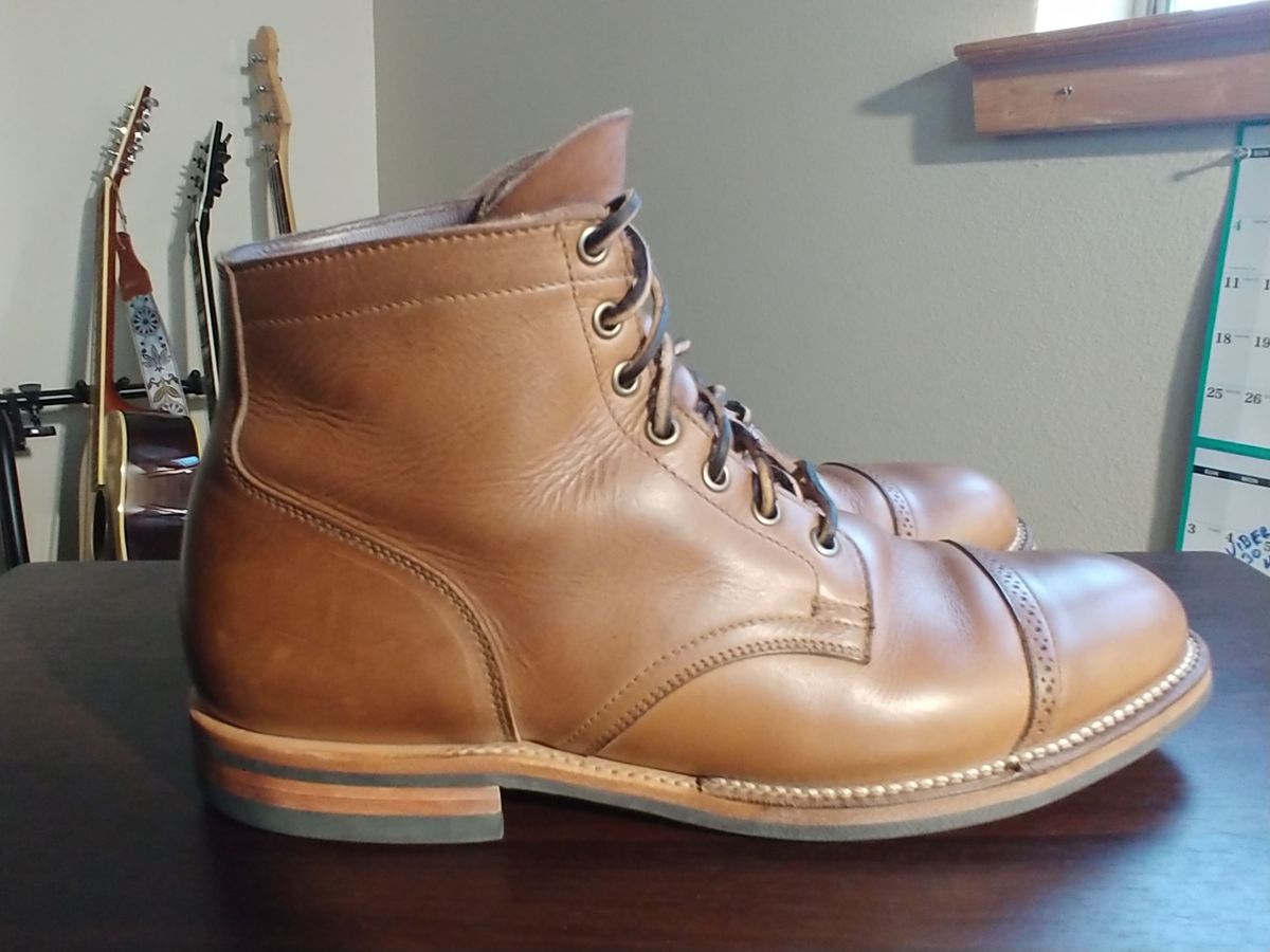 Photo by patinathunderdome on November 2, 2021 of the Viberg Service Boot in Horween Natural Chromexcel.