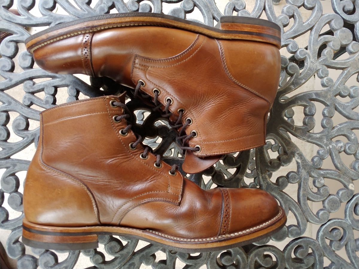 Photo by patinathunderdome on May 2, 2022 of the Viberg Service Boot in Horween Natural Chromexcel.