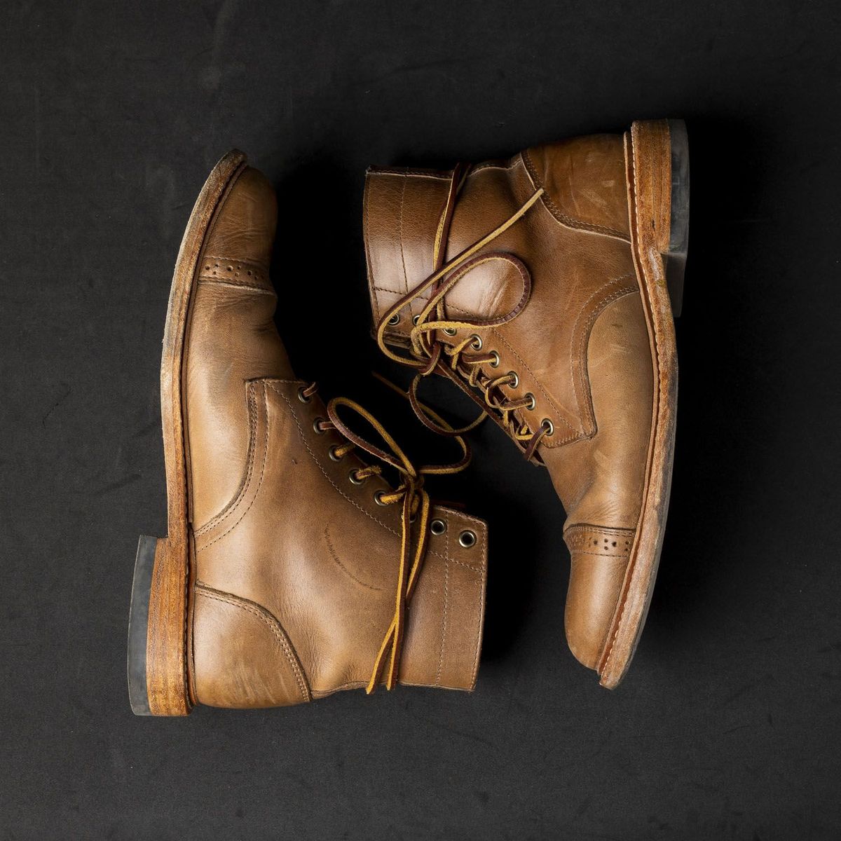 Photo by patinathunderdome on November 4, 2021 of the Oak Street Bootmakers Trench Boot in Horween Natural Chromexcel.