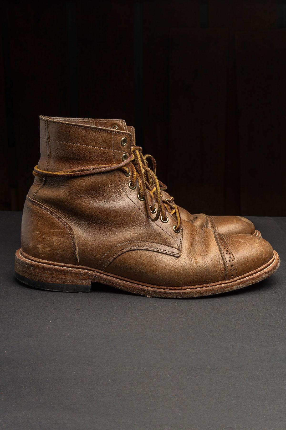 Photo by patinathunderdome on January 3, 2022 of the Oak Street Bootmakers Trench Boot in Horween Natural Chromexcel.
