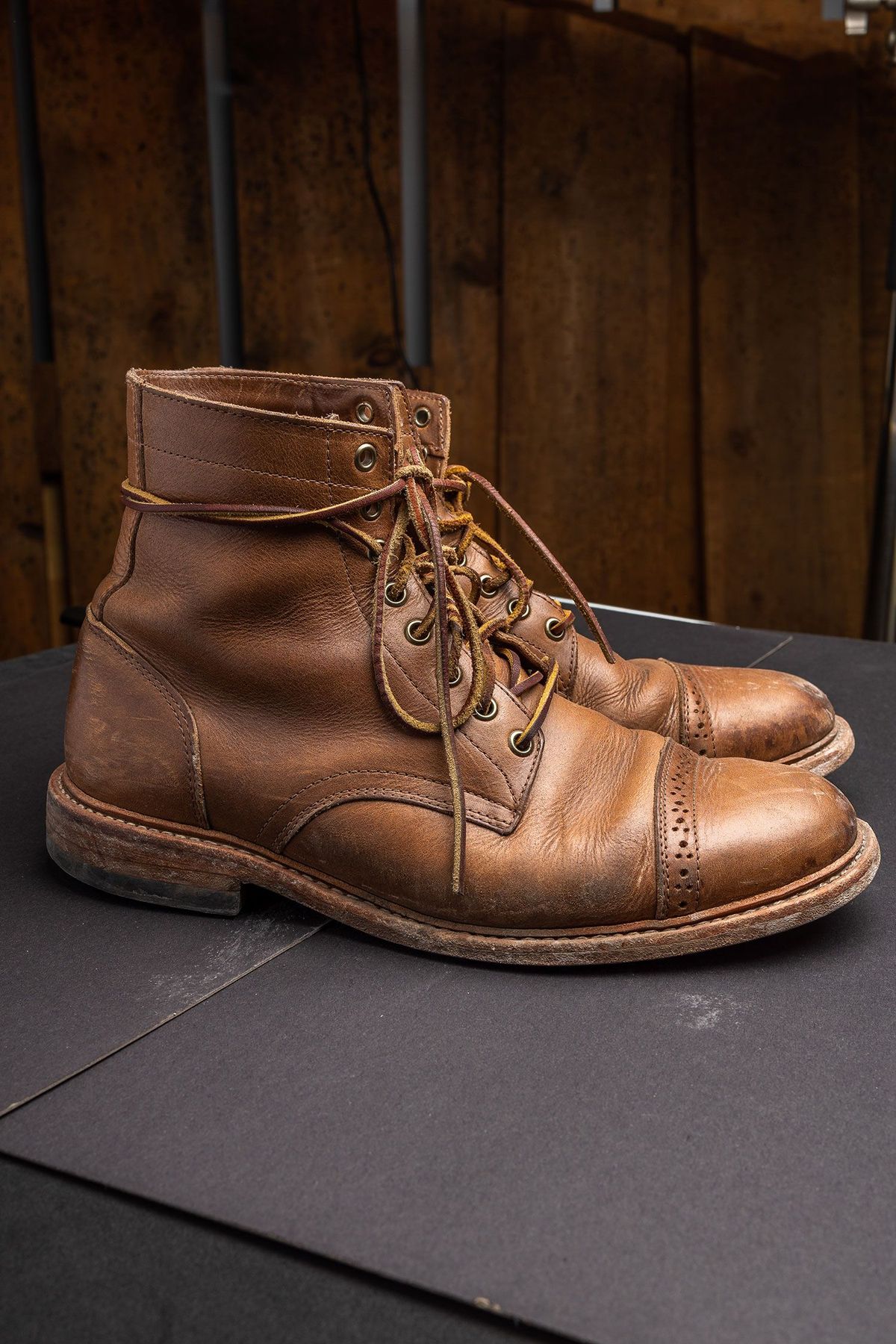 Photo by patinathunderdome on March 2, 2022 of the Oak Street Bootmakers Trench Boot in Horween Natural Chromexcel.