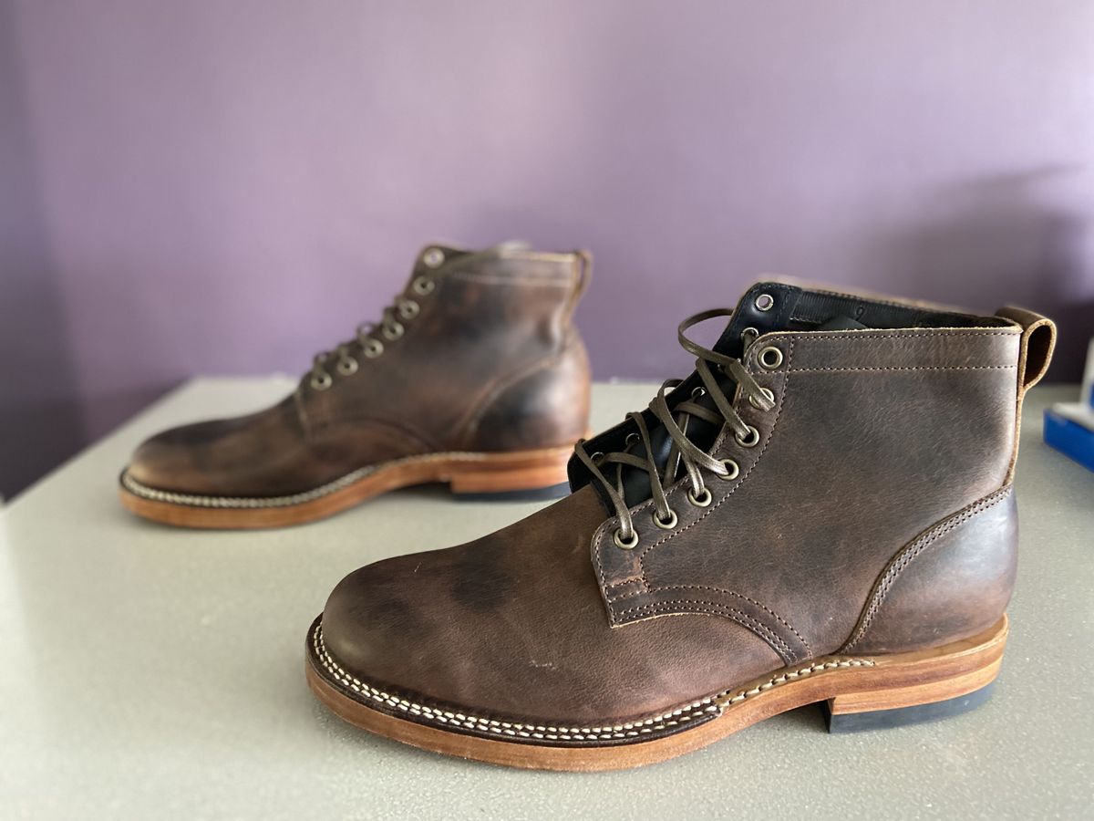 Photo by patinathunderdome on October 1, 2021 of the Viberg Service Boot in Horween Rowdy Dachshund.