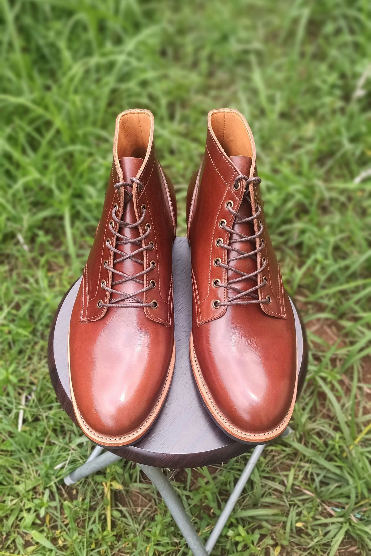 Photo by patinathunderdome on November 3, 2021 of the Midas Service Boot in Indonesian Dark Brown Pull Up.