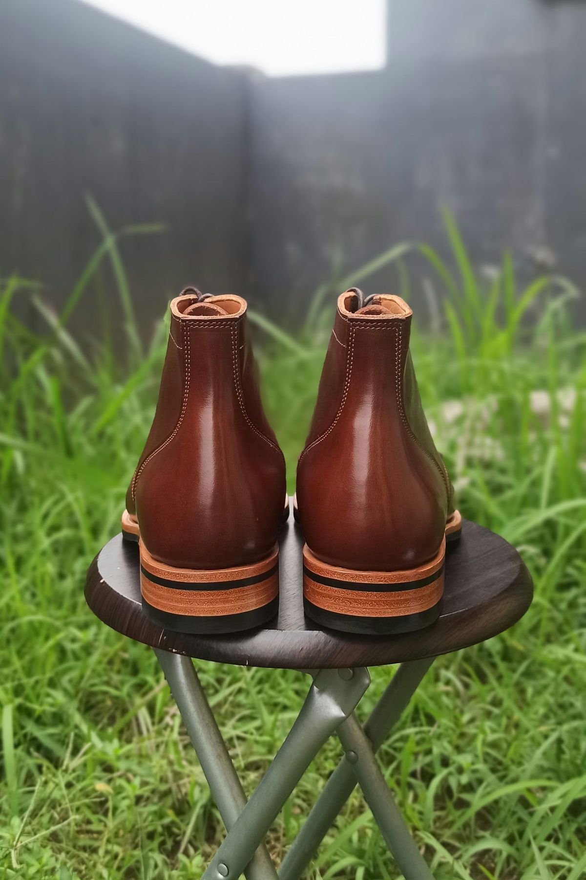 Photo by patinathunderdome on November 3, 2021 of the Midas Service Boot in Indonesian Dark Brown Pull Up.