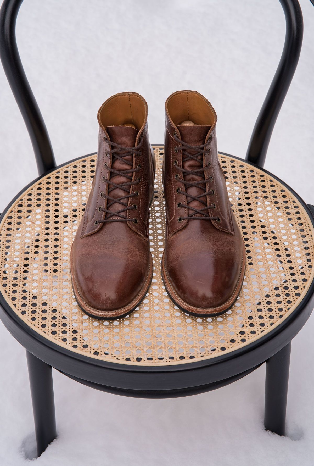 Photo by patinathunderdome on December 3, 2021 of the Midas Service Boot in Indonesian Dark Brown Pull Up.