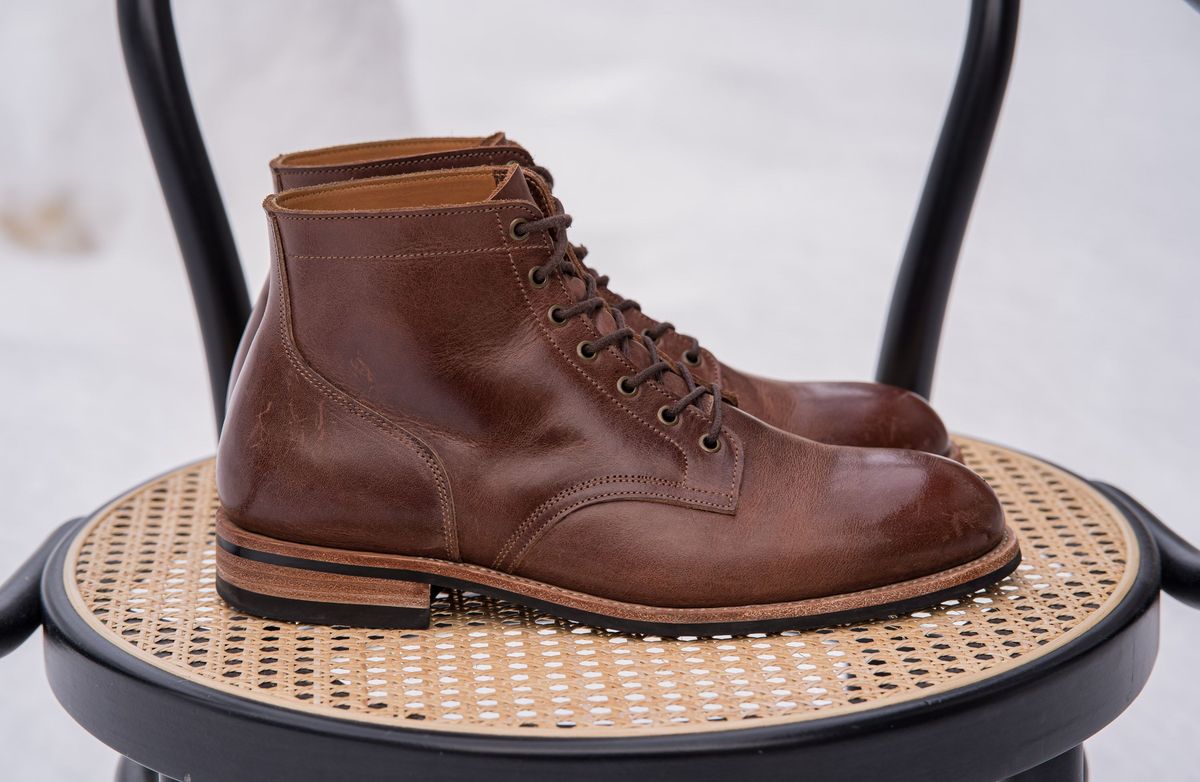 Photo by patinathunderdome on December 3, 2021 of the Midas Service Boot in Indonesian Dark Brown Pull Up.