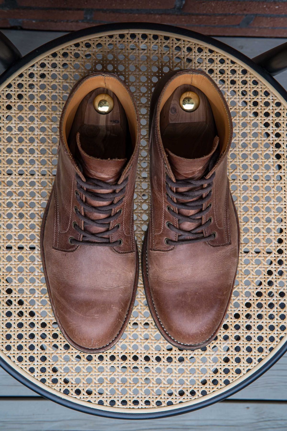 Photo by patinathunderdome on May 5, 2022 of the Midas Service Boot in Indonesian Dark Brown Pull Up.