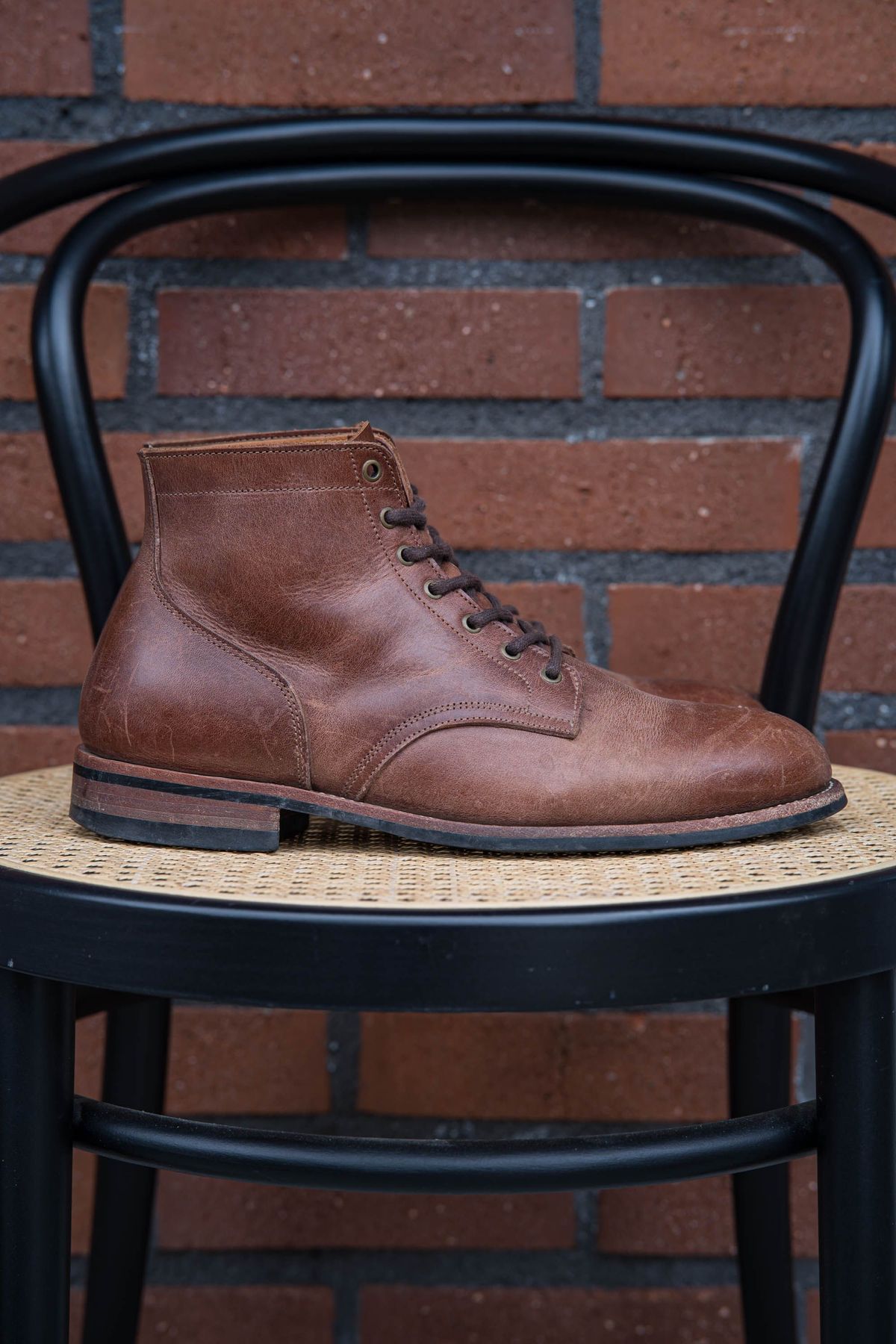 Photo by patinathunderdome on May 5, 2022 of the Midas Service Boot in Indonesian Dark Brown Pull Up.