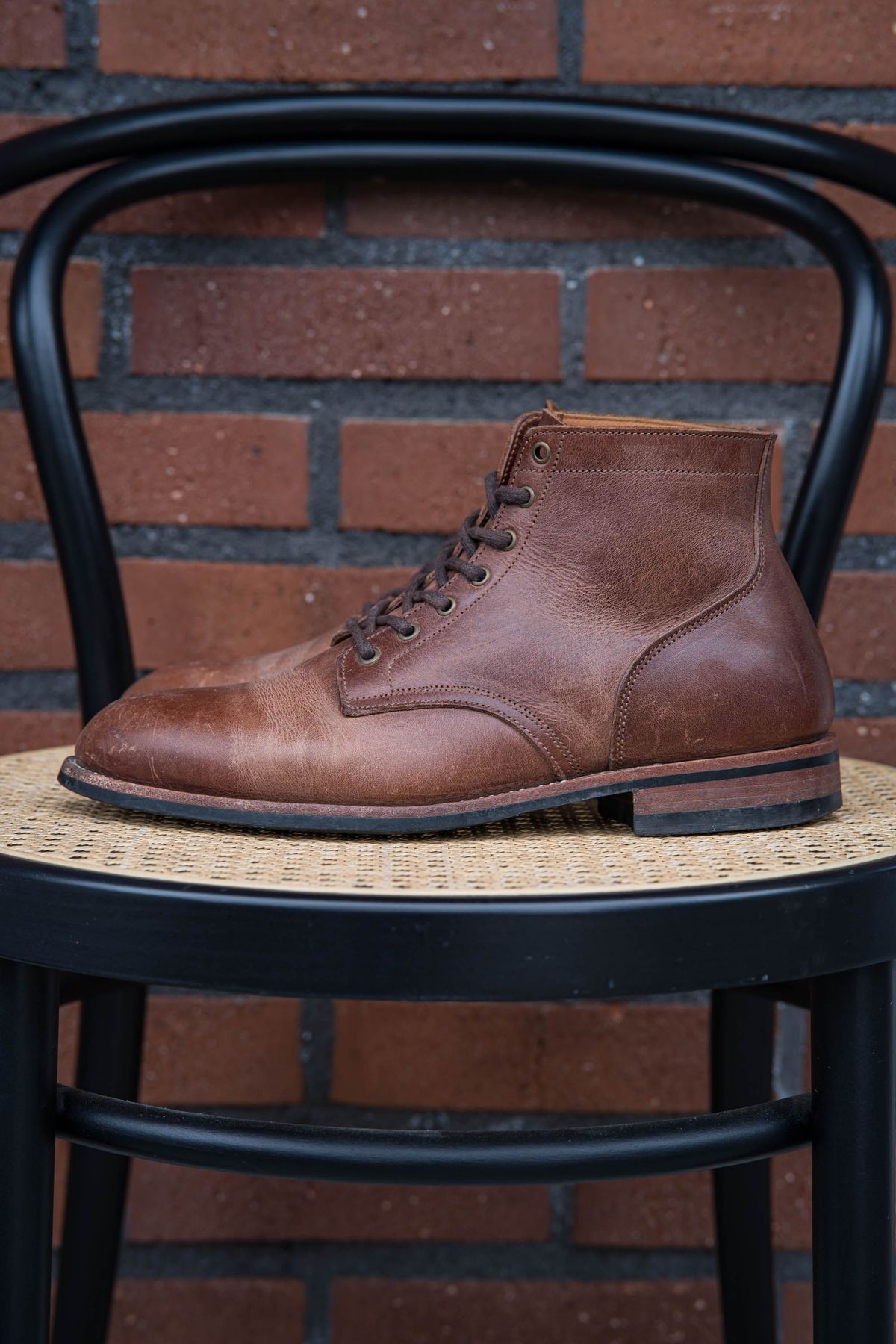 Photo by patinathunderdome on May 5, 2022 of the Midas Service Boot in Indonesian Dark Brown Pull Up.