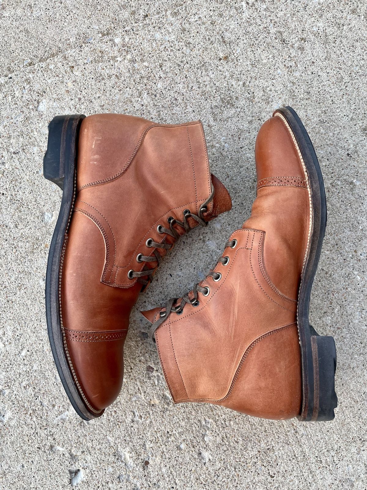 Photo by patinathunderdome on December 4, 2021 of the Viberg Service Boot in Maryam Used Cuoio Vitello Calf.