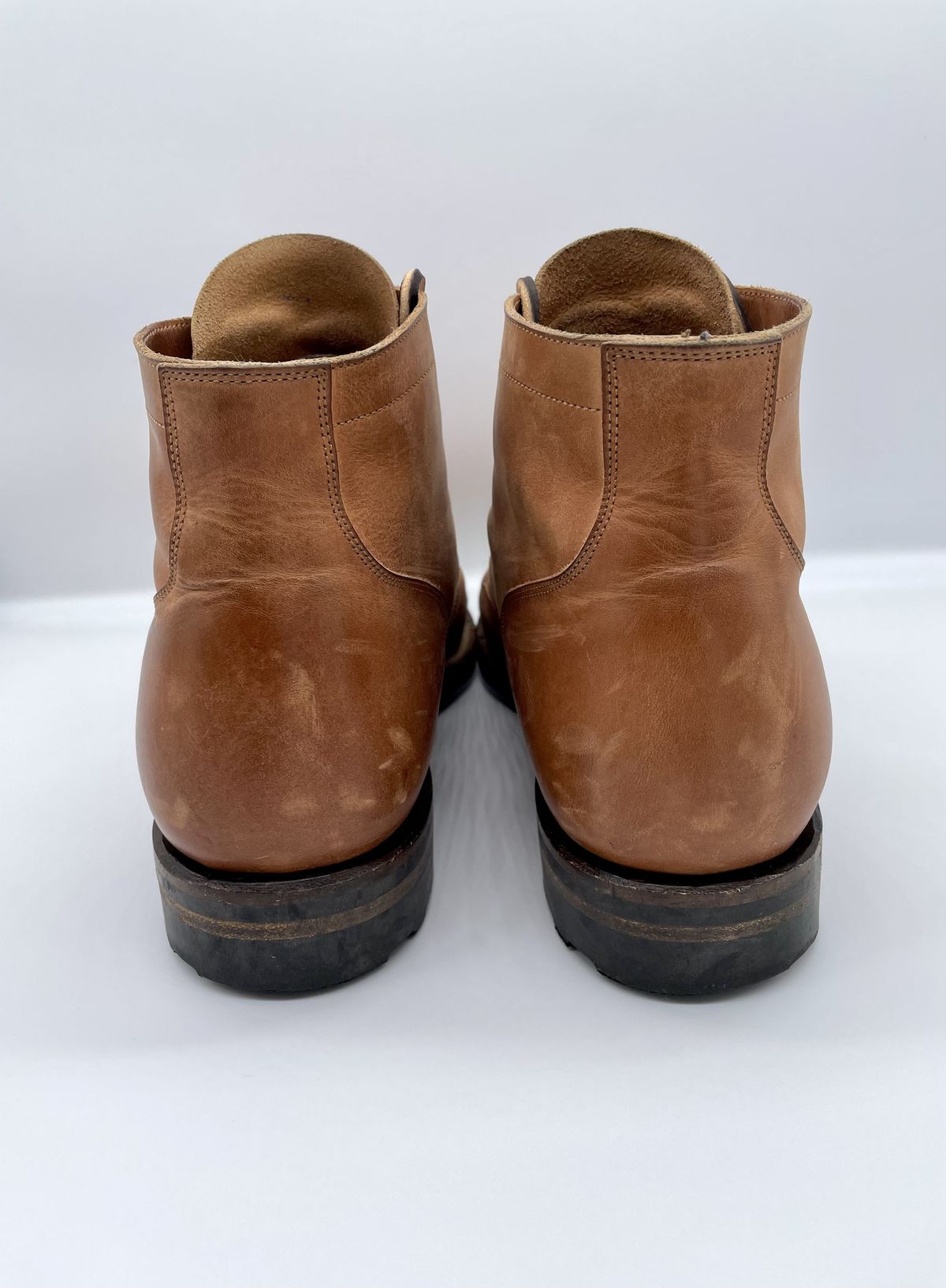Photo by patinathunderdome on January 2, 2022 of the Viberg Service Boot in Maryam Used Cuoio Vitello Calf.