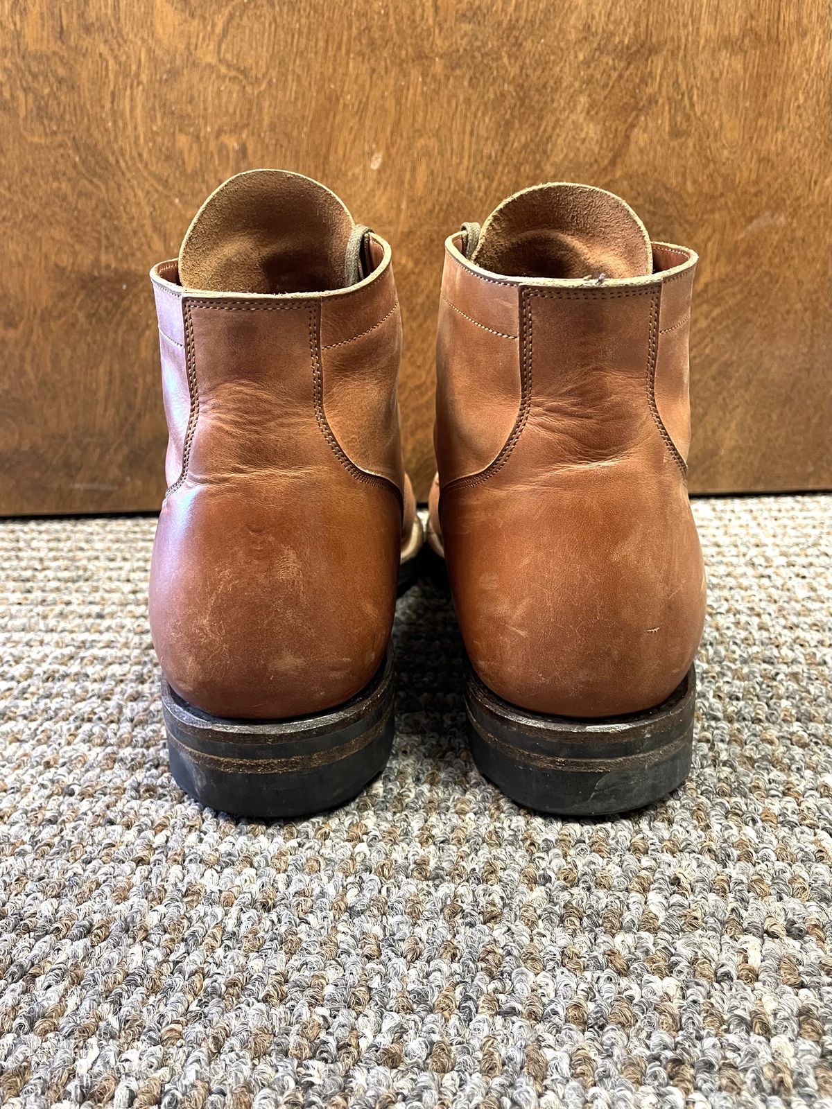Photo by patinathunderdome on February 5, 2022 of the Viberg Service Boot in Maryam Used Cuoio Vitello Calf.