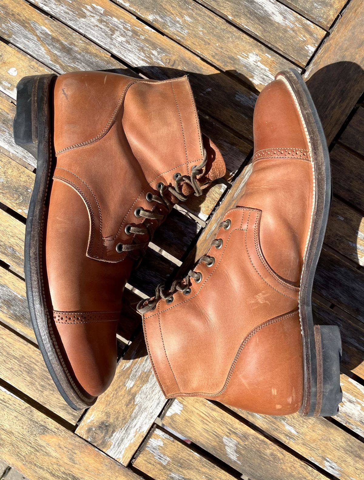 Photo by patinathunderdome on March 6, 2022 of the Viberg Service Boot in Maryam Used Cuoio Vitello Calf.