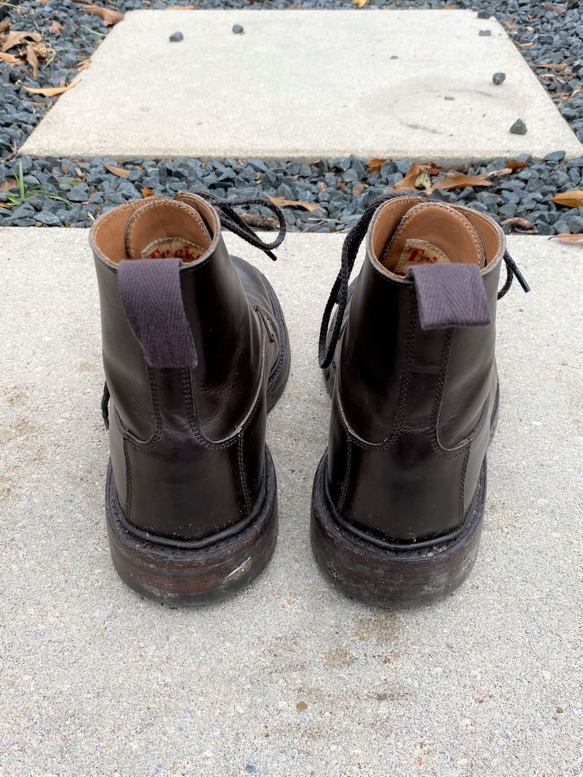 Photo by patinathunderdome on February 4, 2022 of the Tricker's Burford Plain Derby Boot in Espresso Burnished Calf.