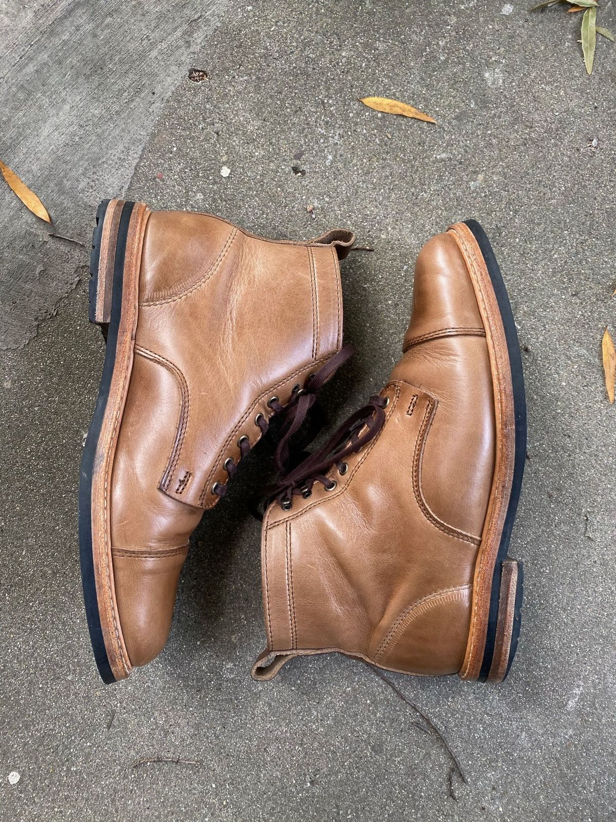 Photo by patinathunderdome on November 1, 2021 of the Rancourt & Co. Byron Boot in Horween Natural Chromexcel.