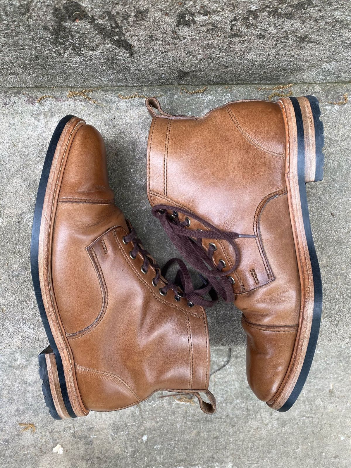 Photo by patinathunderdome on May 1, 2022 of the Rancourt & Co. Byron Boot in Horween Natural Chromexcel.