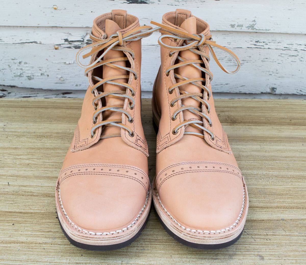 Photo by patinathunderdome on October 1, 2021 of the Wesco Hendrik in Horween Natural Essex.