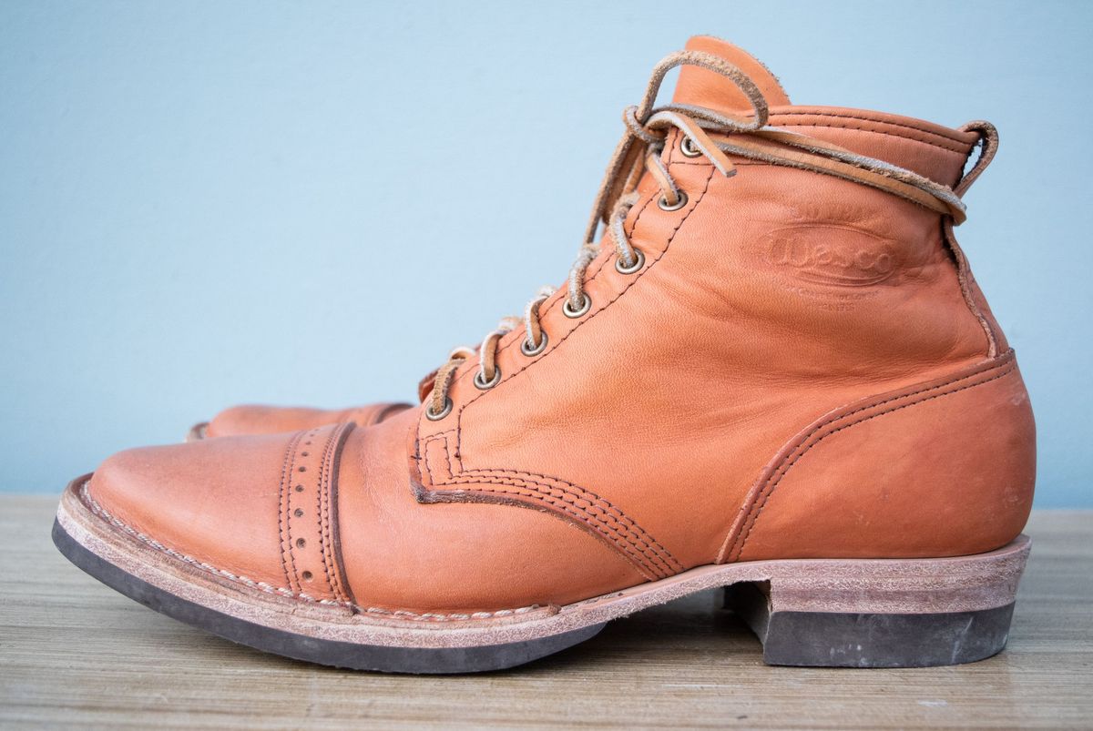 Photo by patinathunderdome on December 6, 2021 of the Wesco Hendrik in Horween Natural Essex.