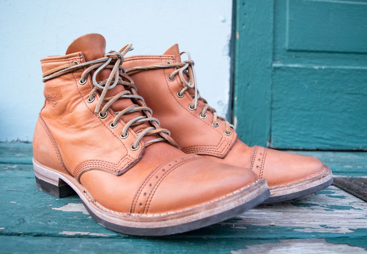 Photo by patinathunderdome on December 6, 2021 of the Wesco Hendrik in Horween Natural Essex.