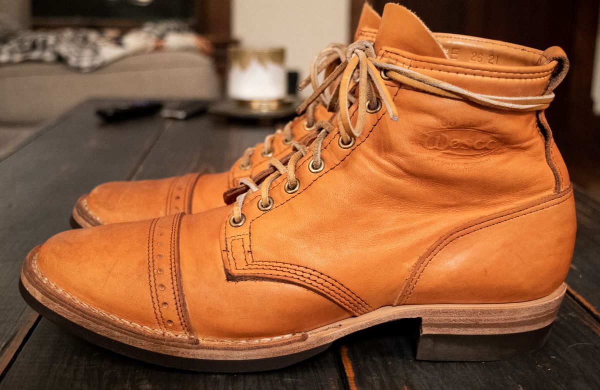 Photo by patinathunderdome on January 6, 2022 of the Wesco Hendrik in Horween Natural Essex.