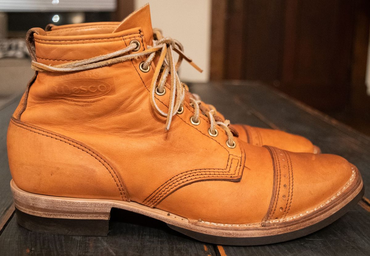 Photo by patinathunderdome on January 6, 2022 of the Wesco Hendrik in Horween Natural Essex.
