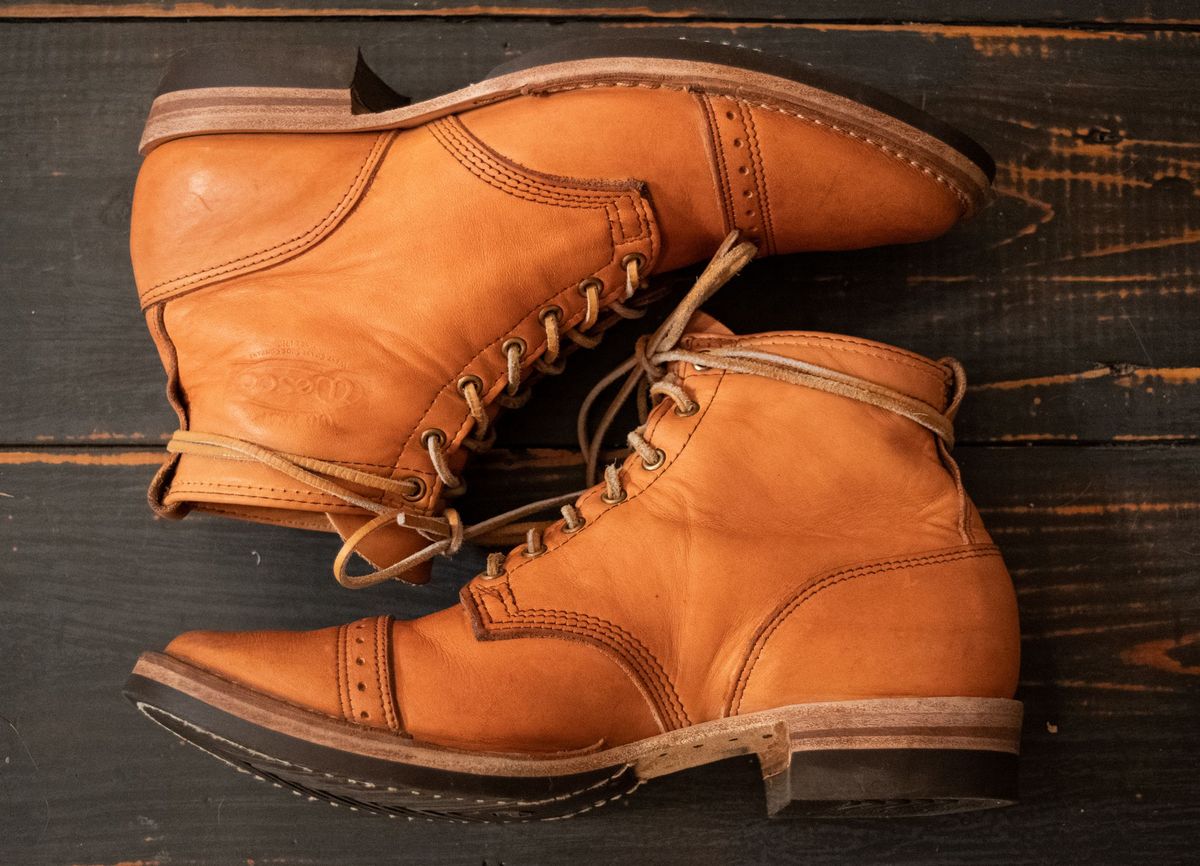 Photo by patinathunderdome on January 6, 2022 of the Wesco Hendrik in Horween Natural Essex.