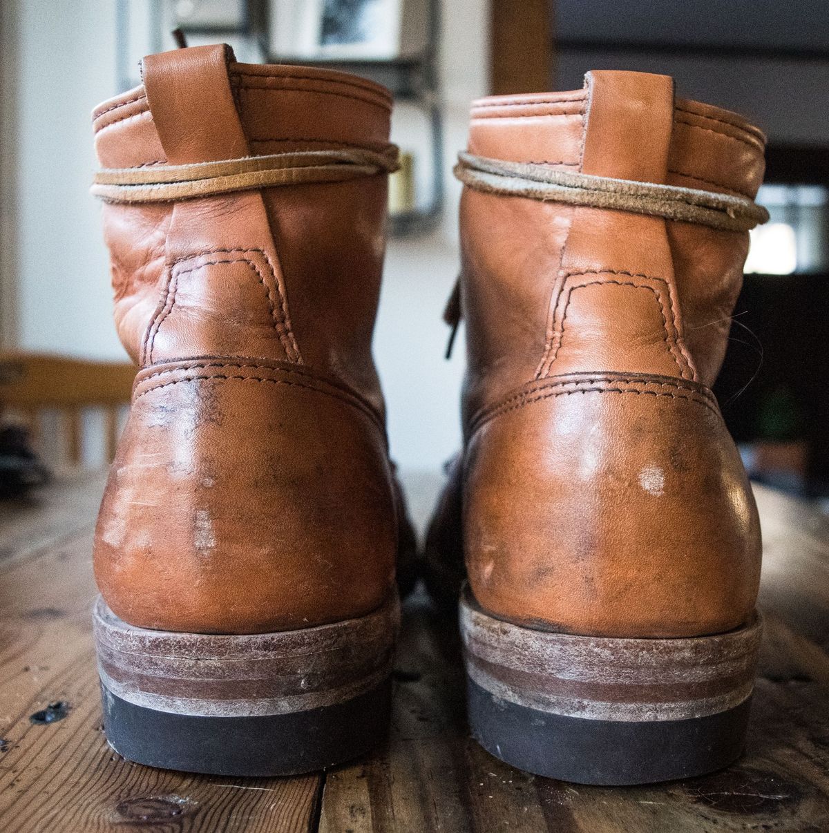 Photo by patinathunderdome on February 6, 2022 of the Wesco Hendrik in Horween Natural Essex.