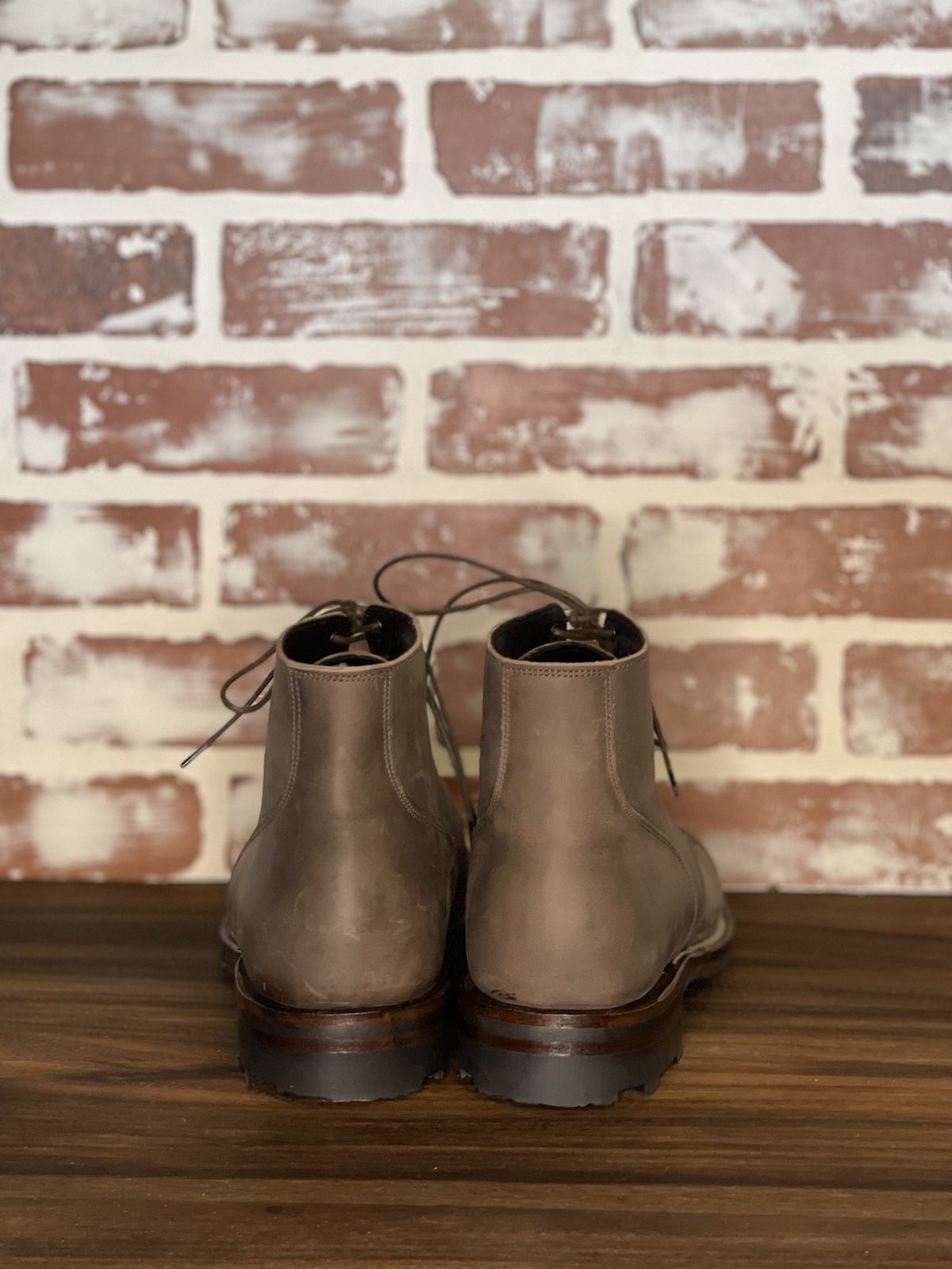 Photo by patinathunderdome on October 1, 2021 of the Viberg Service Boot in Maryam 1071 Port Vitello Calf.