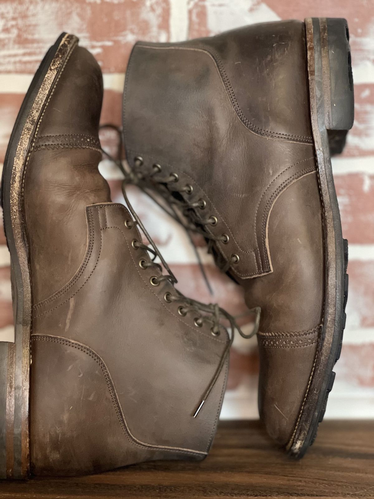Photo by patinathunderdome on November 3, 2021 of the Viberg Service Boot in Maryam 1071 Port Vitello Calf.